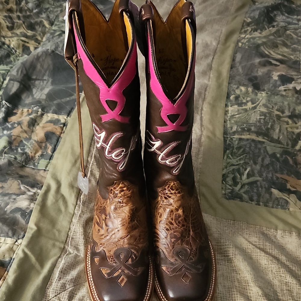 Tin Haul Breast Cancer Awarness Brown and Pink Western Boots